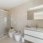 Amazing Chimera White View Pool&gym - Happy *