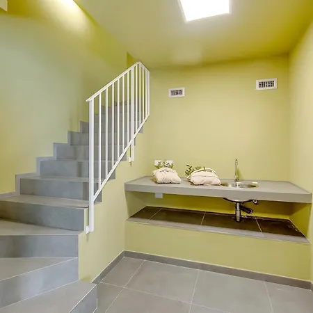 Villa Chimera White 16 With Pool & Gym Arezzo